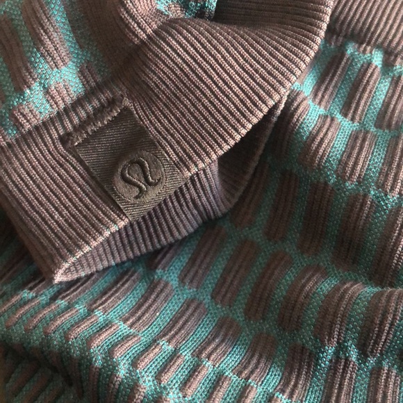 Lululemon Swiftly Tech Long Sleeve Top 4 Spruce Green Charcoal Workout Running - Picture 3 of 3